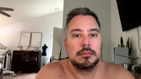 Snapshot of atlchris89 chatting on April 30, 2:01 pm atlchris89 online show from April 30, 2:01 pm