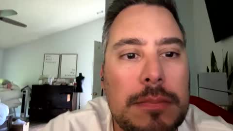 Snapshot of atlchris89 chatting on May 13, 7:55 pm atlchris89 online show from May 13, 7:55 pm