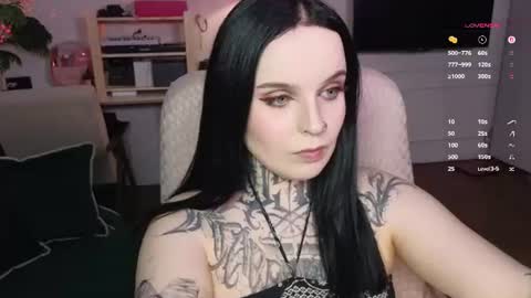 online every day between 10am-23pm online show from June 15, 6:04 am