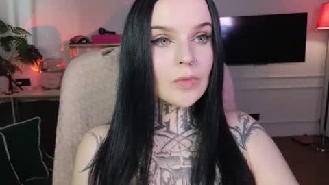 online every day between 10am-23pm online show from June 22, 3:08 am
