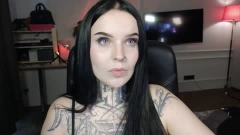 online every day between 10am-23pm online show from July 17, 10:47 pm