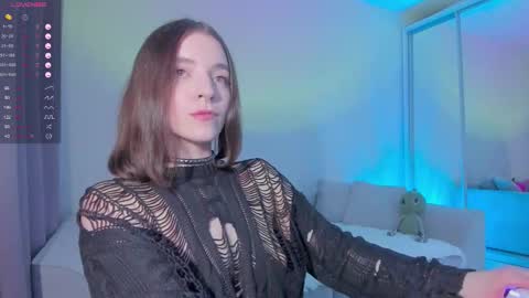 Snapshot of atomsyvuu chatting on March 7, 11:02 pm Tilda or Tilly online show from March 7, 11:02 pm