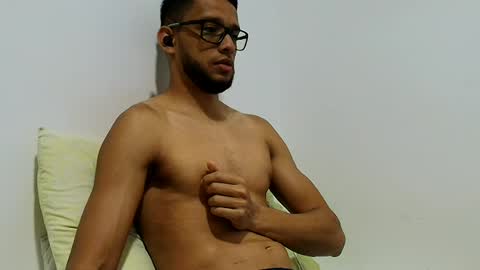 Torres online show from June 15, 4:09 pm