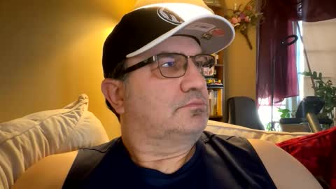 atozzzz online show from February 8, 8:23 pm