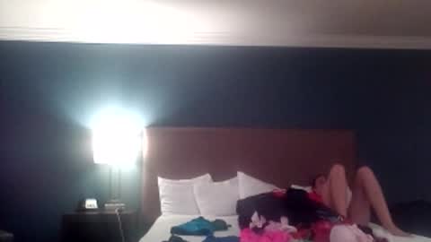 atreatforyou_86 online show from December 21, 6:42 am