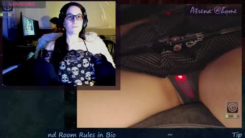 Snapshot of atrena chatting on November 20, 2:34 am Atrena online show from November 20, 2:34 am