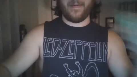 Snapshot of atrophy42 chatting on October 27, 2:59 am MrPhilly online show from October 27, 2:59 am