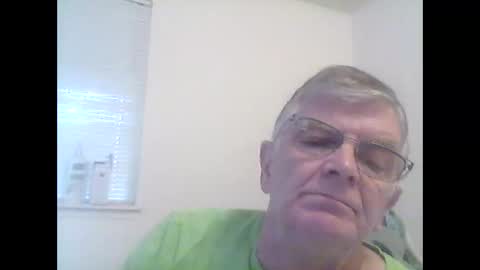 audiseattle123 online show from November 4, 7:24 pm