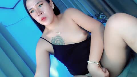 its me audrey online show from June 13, 2:42 am