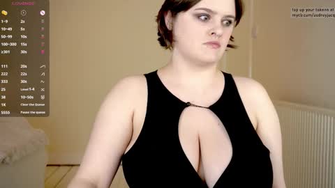 Audrey Jacq online show from December 19, 4:36 pm