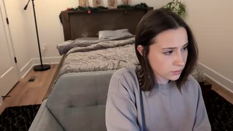 Miss Audrey online show from December 9, 9:48 pm