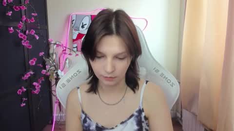 Audrey online show from March 1, 8:16 am