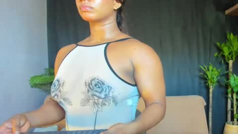 Audry online show from May 12, 8:39 pm