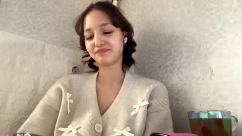 Naomi online show from March 26, 8:20 am