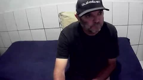 cesar augusto online show from April 3, 4:27 pm