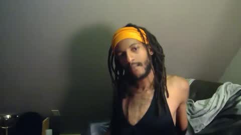 Augustus Croft online show from July 18, 2:49 am