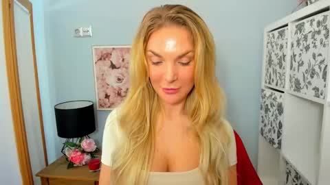 AulloraSensual online show from December 2, 10:18 am