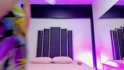 aura_baker online show from June 13, 11:52 am