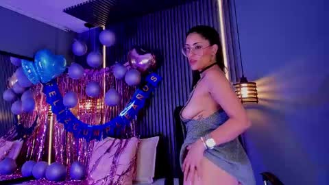 Aura online show from March 11, 3:45 pm