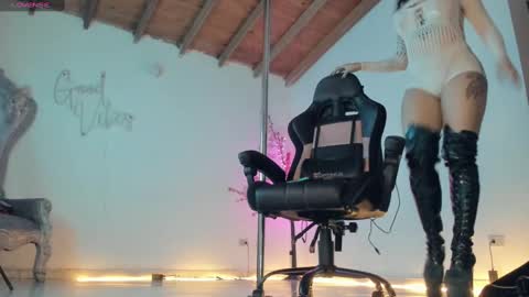 Snapshot of aurabonett chatting on March 10, 10:37 am aura online show from March 10, 10:37 am