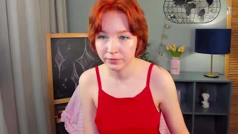 Snapshot of auradiaz chatting on March 18, 8:39 am auradiaz online show from March 18, 8:39 am