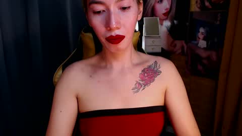 Miss awra online show from March 11, 8:09 am