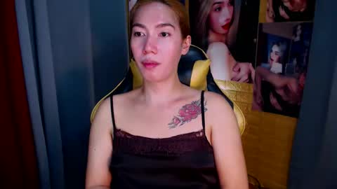 Miss awra online show from October 16, 5:52 am