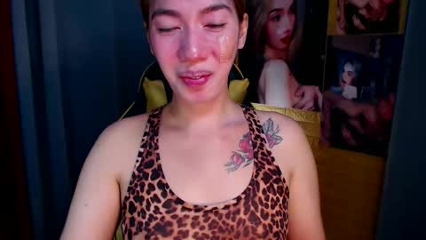 Miss awra online show from October 26, 5:57 am