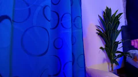 auralis_lux online show from July 24, 12:25 pm
