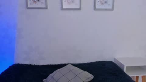 aura online show from February 6, 4:17 am