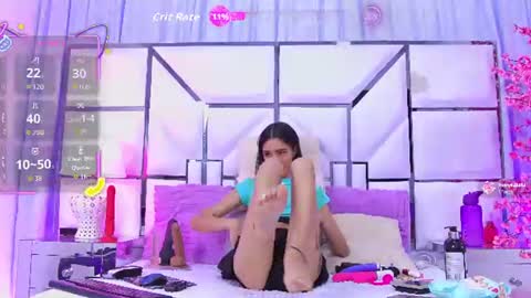 Aura online show from June 13, 7:01 pm