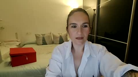 aurasensual69 online show from June 15, 10:45 pm