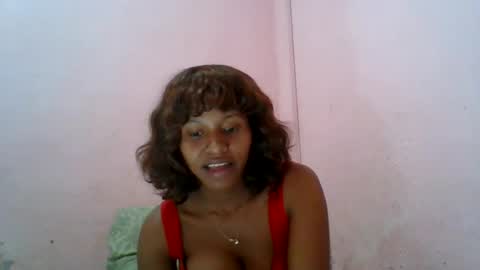 Snapshot of aurelia107 chatting on June 12, 3:00 pm aurelia107 online show from June 12, 3:00 pm
