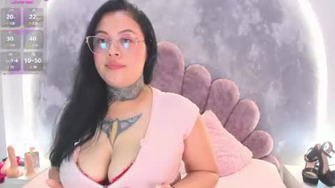 Snapshot of aurelia_walker chatting on July 31, 3:28 am Aurelia Walker online show from July 31, 3:28 am