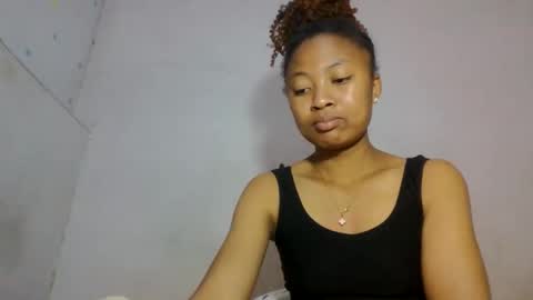 aurelie08 online show from June 3, 8:17 am
