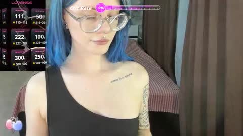 Auroraa  Cute online show from November 20, 7:46 pm