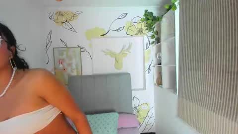 aurora_blis online show from October 9, 12:47 pm