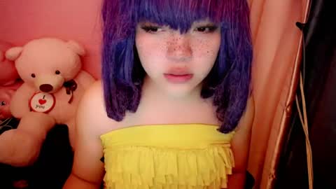 cute online show from July 19, 9:07 pm