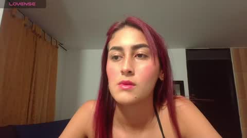 Snapshot of aurora_petit_ chatting on June 12, 3:49 am aurora petit online show from June 12, 3:49 am