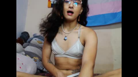 Snapshot of aurora_sanders1 chatting on May 19, 7:09 pm Aurora sanders ig Aurora 001x online show from May 19, 7:09 pm
