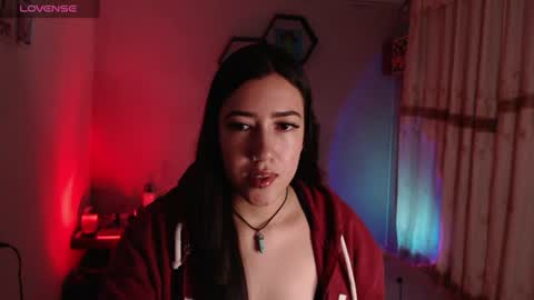 Snapshot of aurora_shy_ chatting on July 25, 11:08 am Aurora online show from July 25, 11:08 am