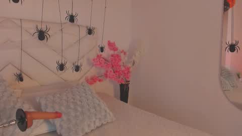 Madison online show from October 21, 7:58 pm