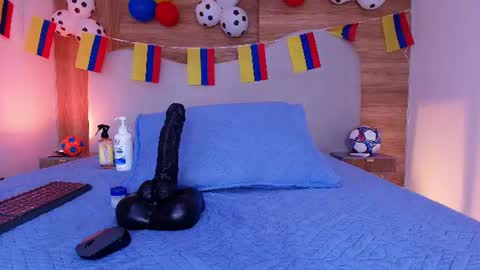 auroraa_miller online show from July 1, 3:08 am