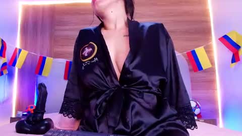 auroraa_miller online show from July 13, 3:09 am