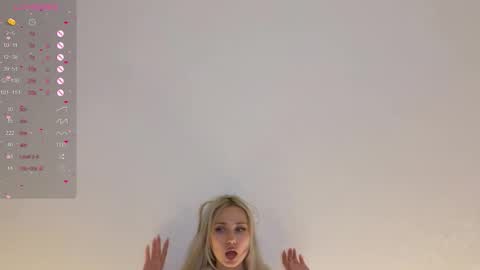 Aurora online show from October 12, 4:39 pm