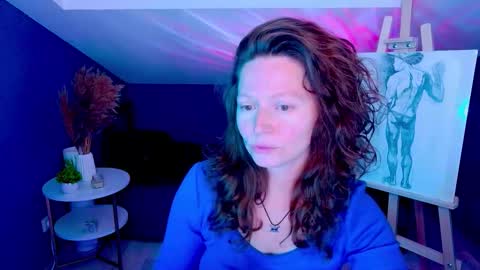 auroraborealis__ online show from October 1, 6:41 am