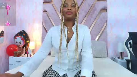 Ariana online show from October 31, 2:07 pm