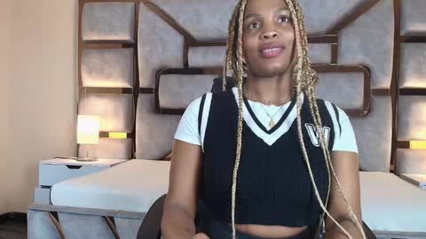 Ariana online show from November 27, 8:33 pm