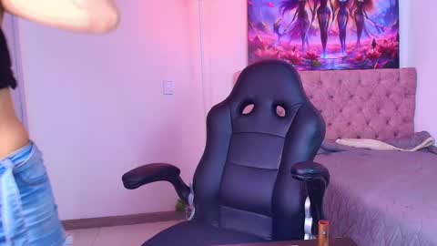 Aurora Diaz online show from February 25, 10:04 am