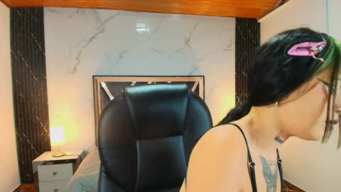 Aurora Diaz online show from March 30, 11:44 am